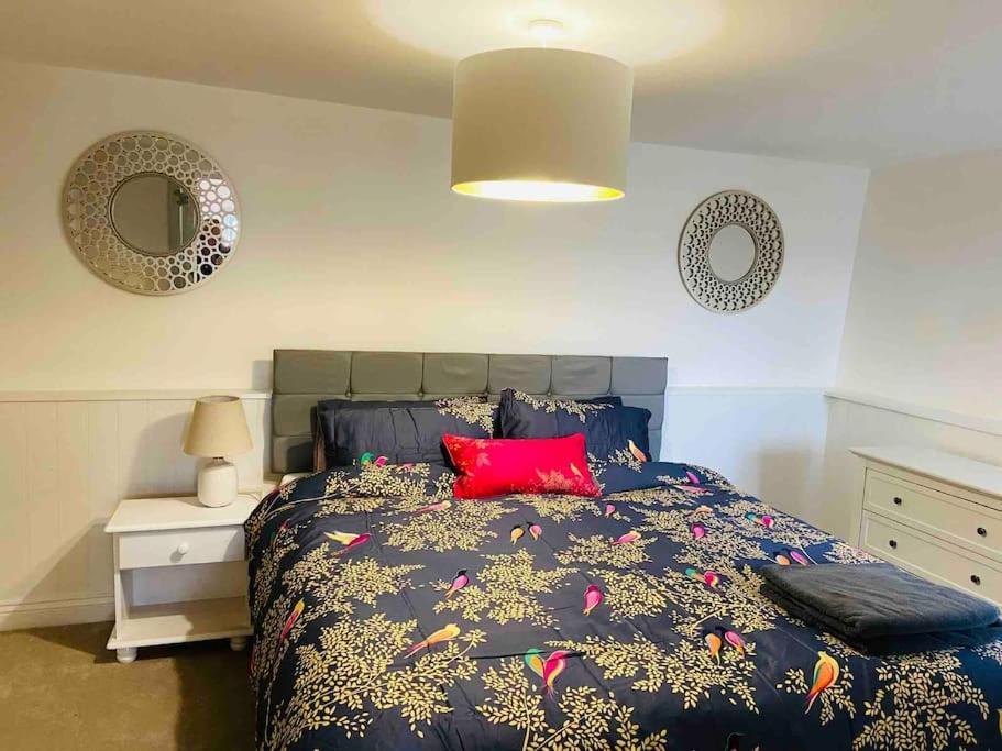 The Mill Stylish Rural Apartment With Beautiful Views Welsh Newton Common ภายนอก รูปภาพ